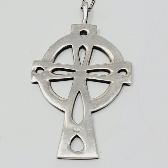 Vintage Sterling Silver Celtic Cross Necklace - Picture 5 of 9